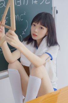 租个女友回家过年12